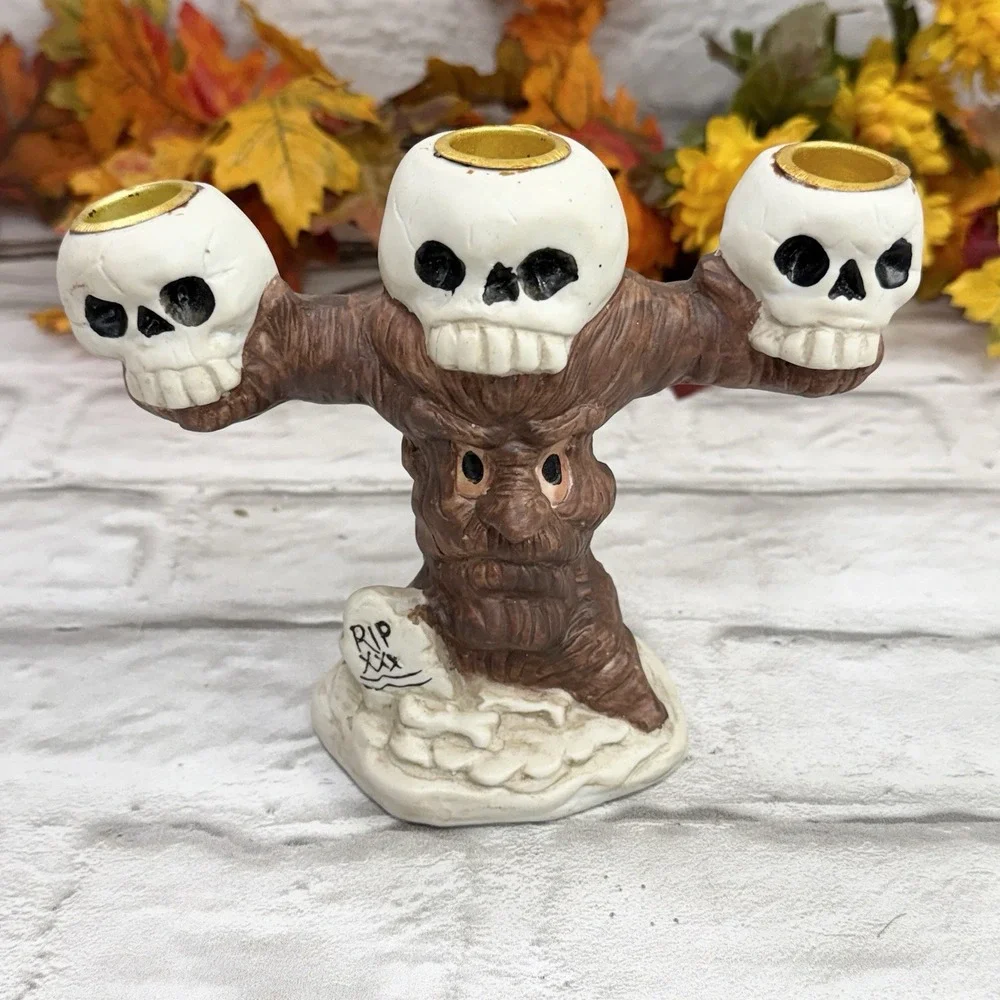 N/A halloween spooky